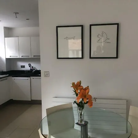 Cosy En-suite Double In Centre Alloggio in famiglia